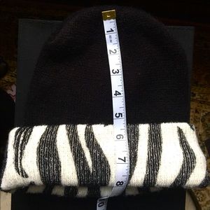 Knit Hat & Scarf🧣NWOT